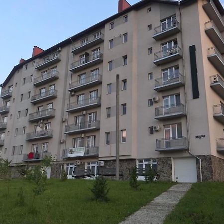 Polyana Apart Exterior photo